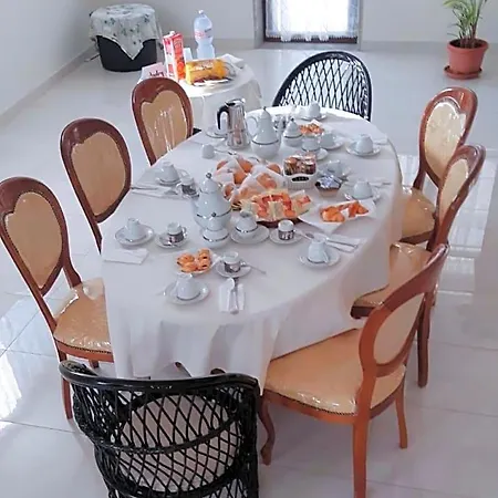 Domus In Fonte Bed & Breakfast